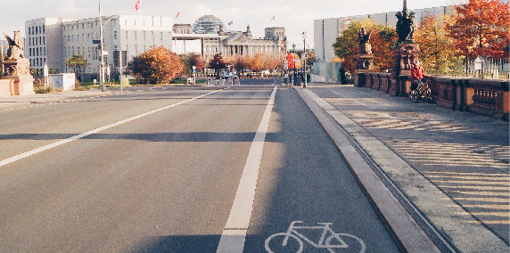 BERLIN WITHOUT GAUZE MASKS